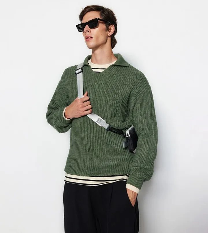 Long Sleeves Polo Neck Sweater
