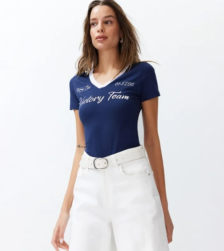 Printed V-Neck Casual T-Shirt