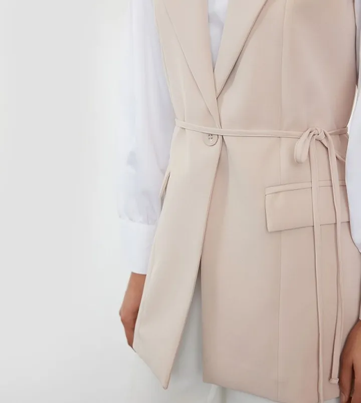 Belted Lapel Collar Sleeveless Blazer
