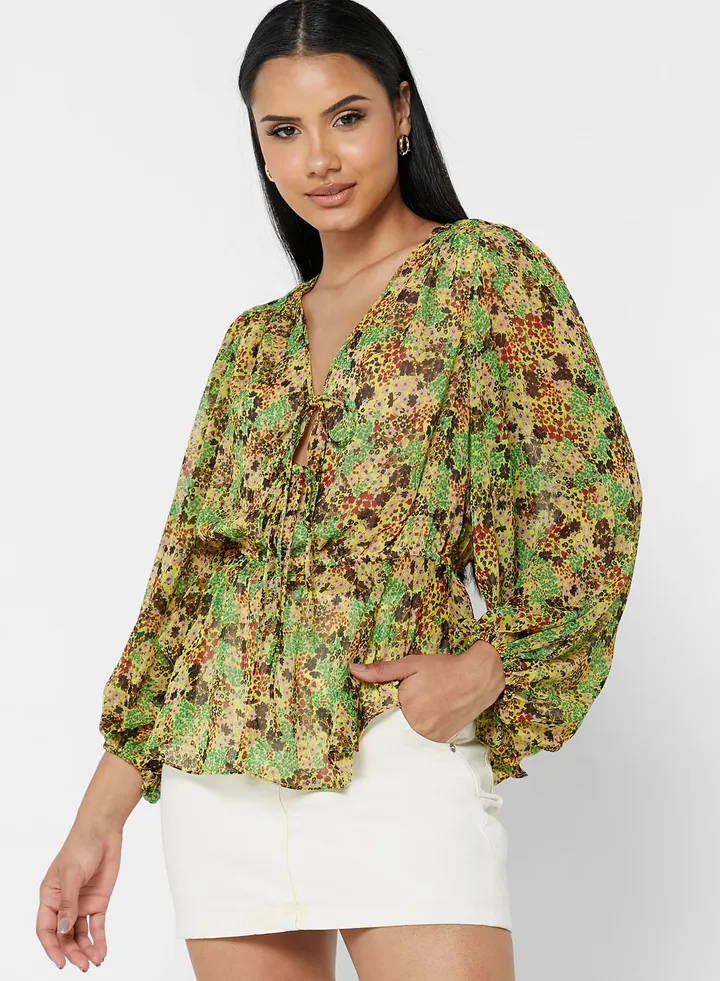 Tie Detail Top