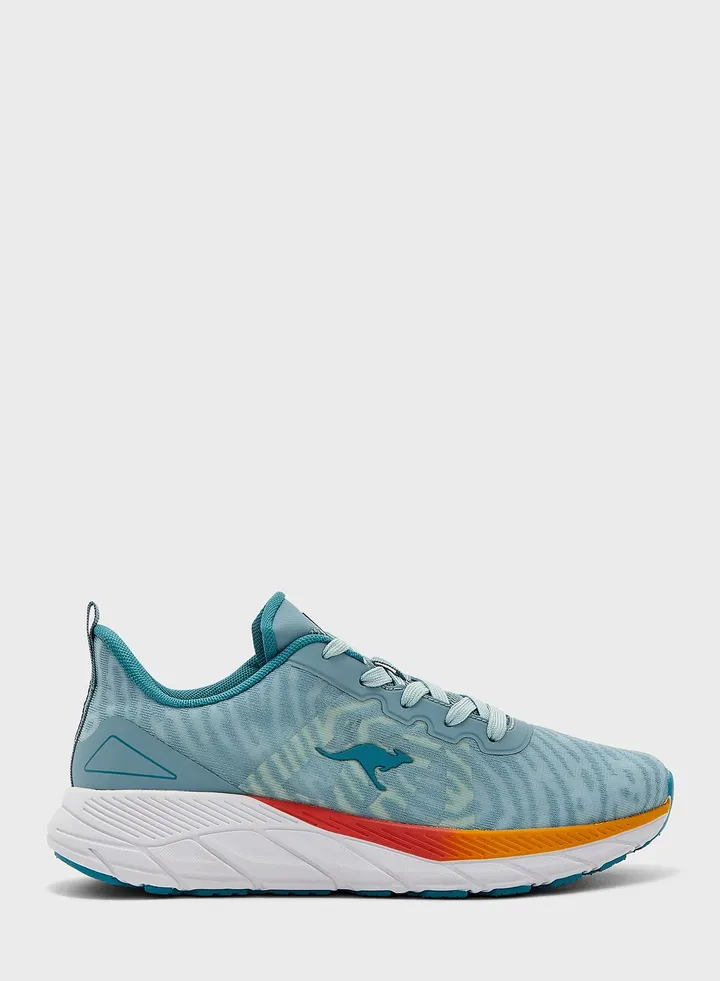 Women's Sports Shoes