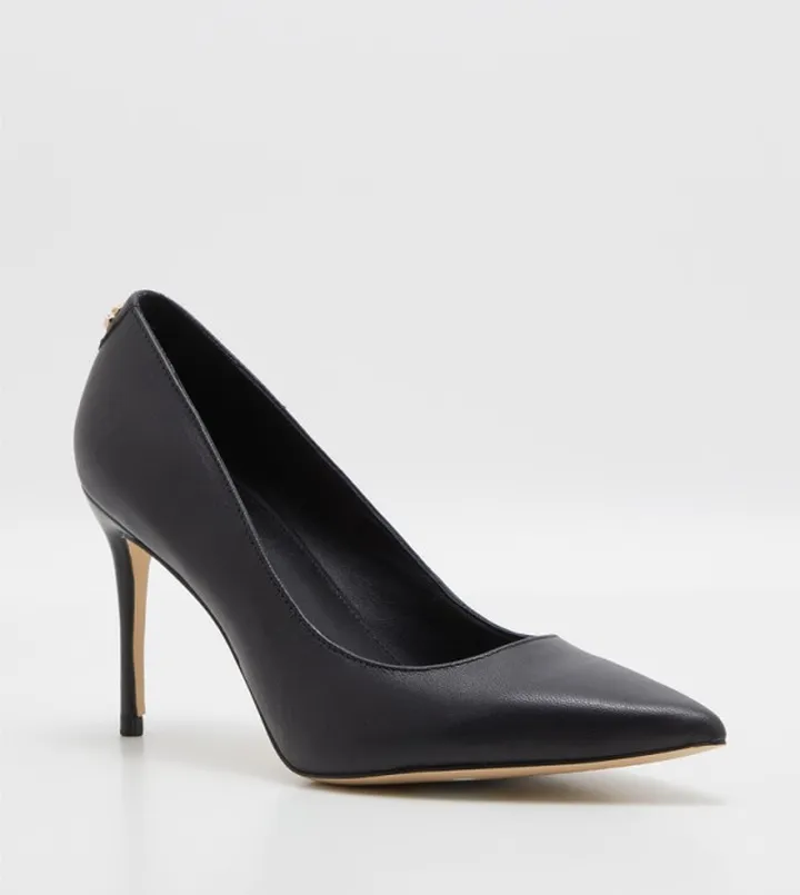 D-RICA-ZIGY Pointed Toe Pumps