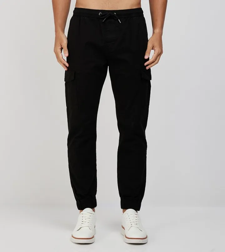 Aero Men's Solid Cargo Pants