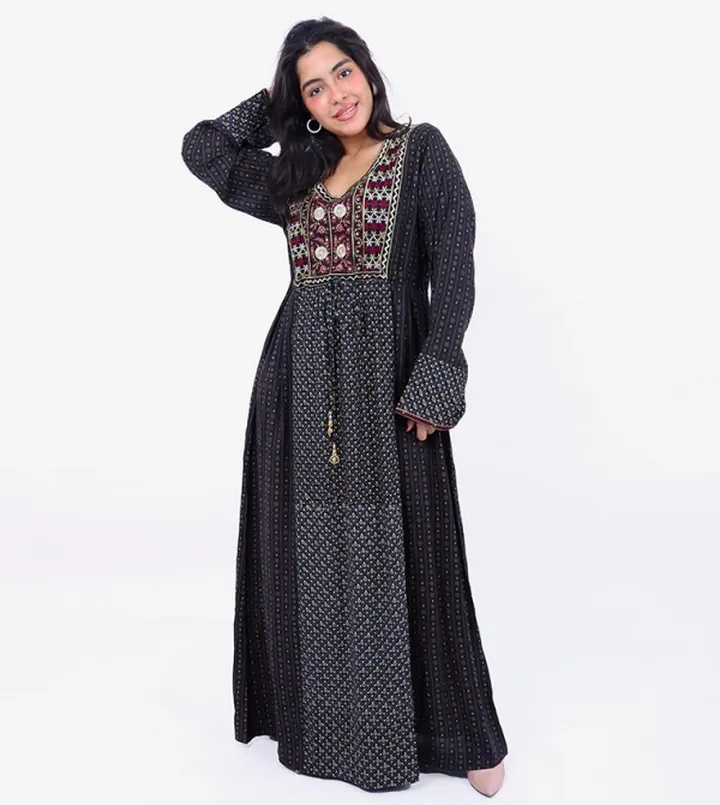 Embroidered Long Sleeves Jalabiya