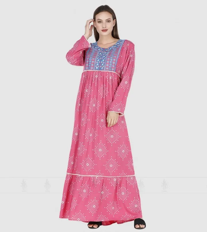 Thread Embroidered Abaya