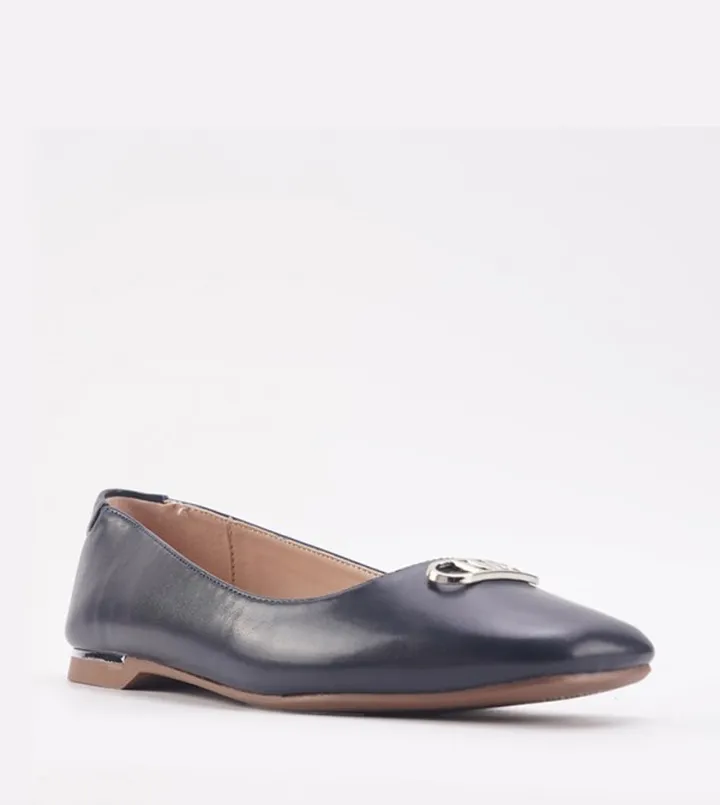 BENETTE Metal Detail Ballerinas
