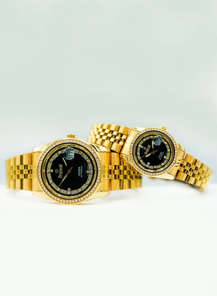 Unisex Gold Stainless Steel Bracelet Style Straps Analogue Couple Watch SV-10034