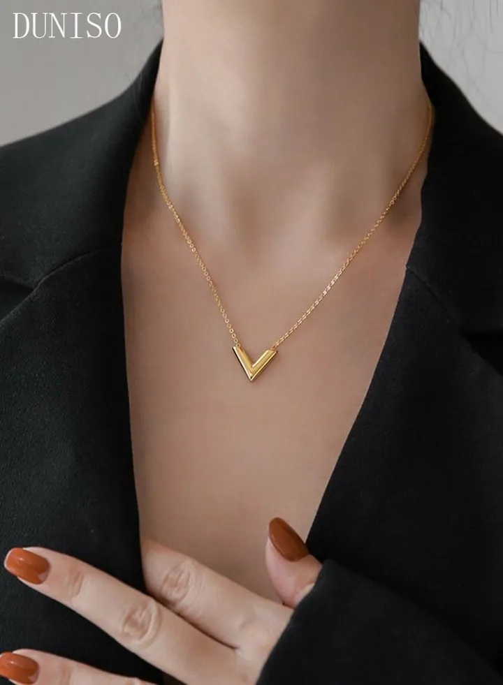 V-Shaped Pendant Necklace For Women and Girls Trendy Fashion Accessories with a Unique Minimalist Vibe Fashion Jewelry Dress Accessories