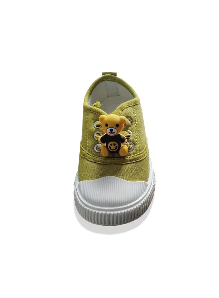 Kids lemon yellow shoes with bear decoration