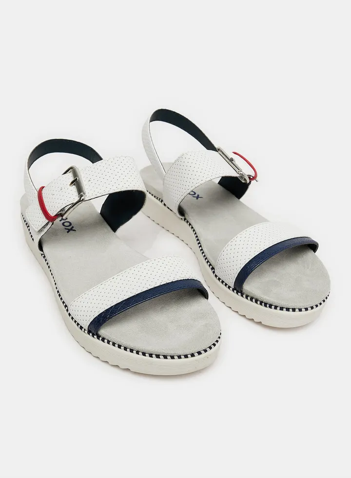 Causal Sandal