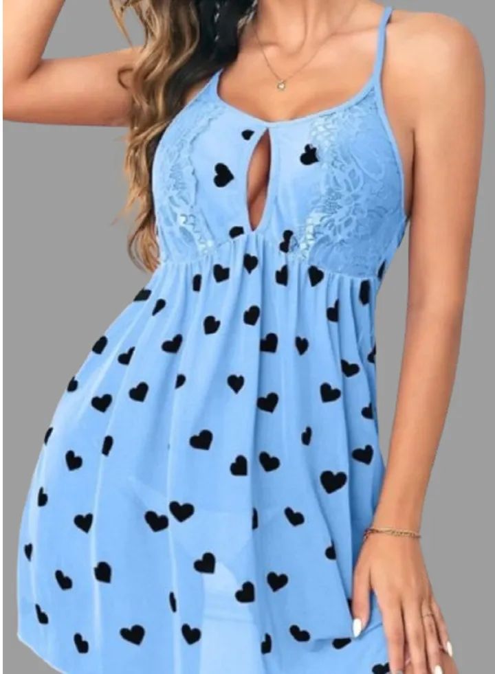 Nightgown, made of chiffon, with a heart print, opening at the chest