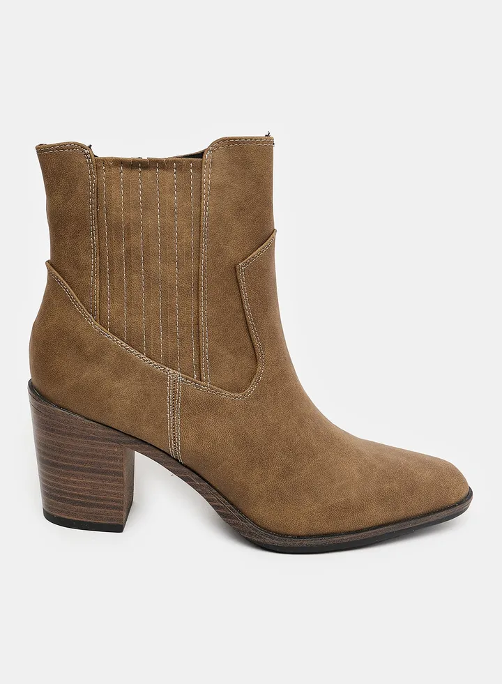 Comfort Heeled Shoe