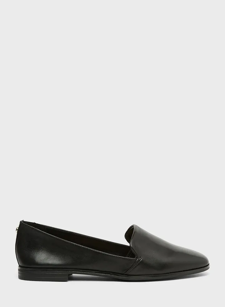 Veadith Ballerinas