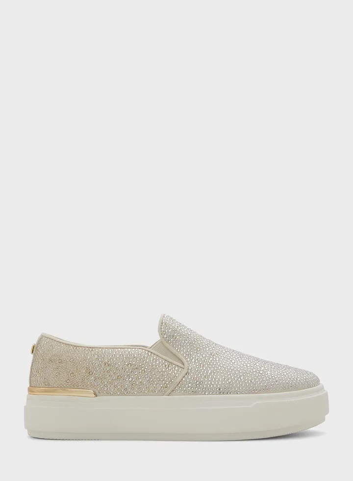 Pounceer Slip Ons