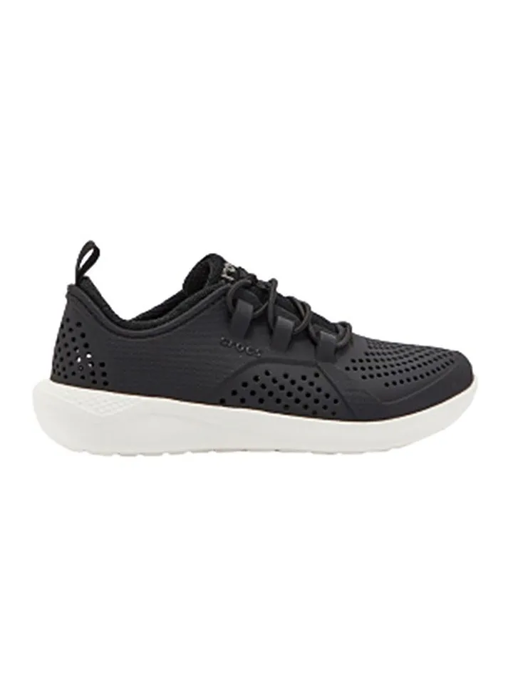 Low Top Sneaker