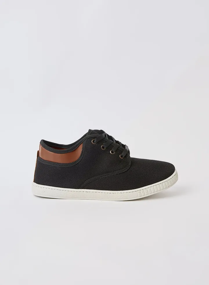 Mid Top Lace Up Sneakers Black