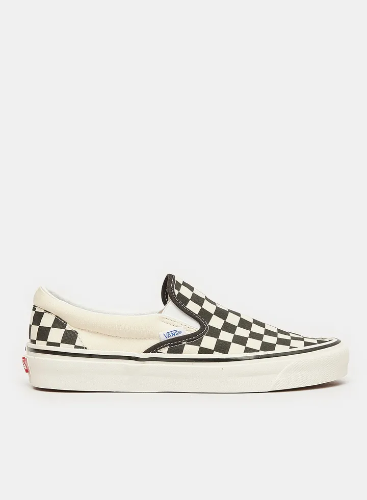 UA CLASSIC SLIP-ON 9