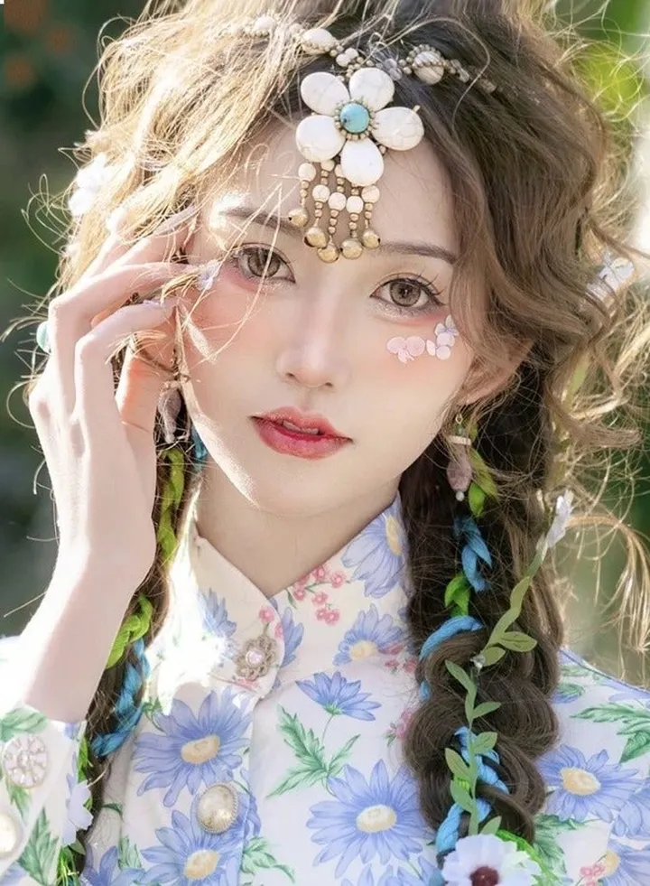 Bohemian Style Pendant Forehead Chain Ethnic Clock Tassel Hair Jewelry Women's Party Gift