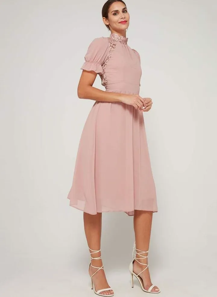 Petty Lace Detail Dress Pink