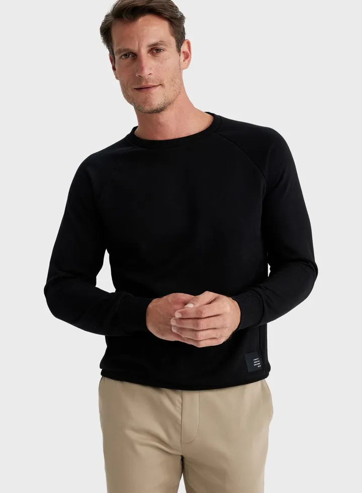 Crew Neck Knitted Sweater