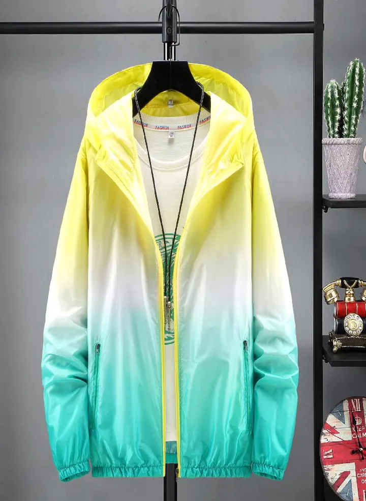 Women's Fashion Casual Gradient Hooded Light Outdoor Sports Sunscreen Coat