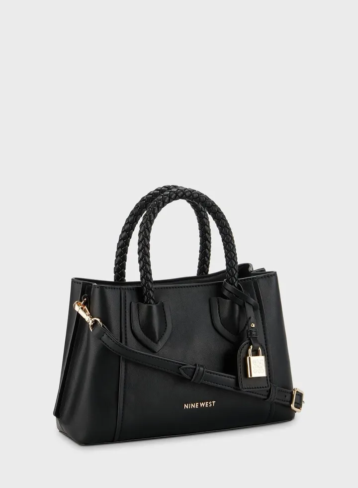 Dinah Satchel