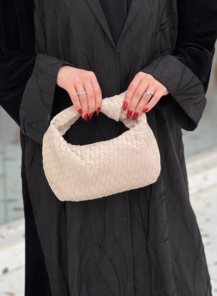 Twisted leather handbag