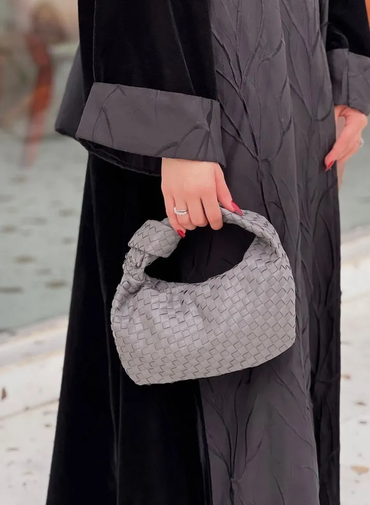 Twisted leather handbag