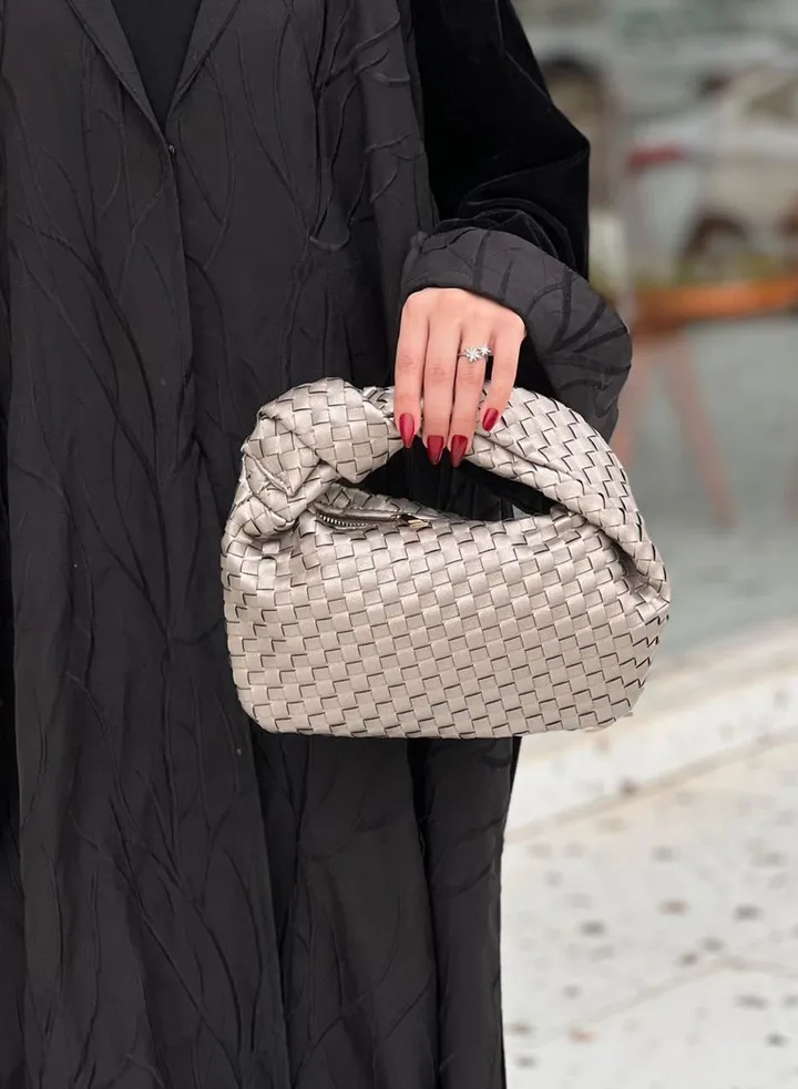Twisted leather handbag