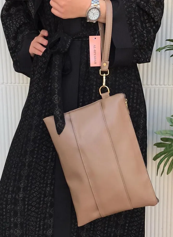 leather pouch bag