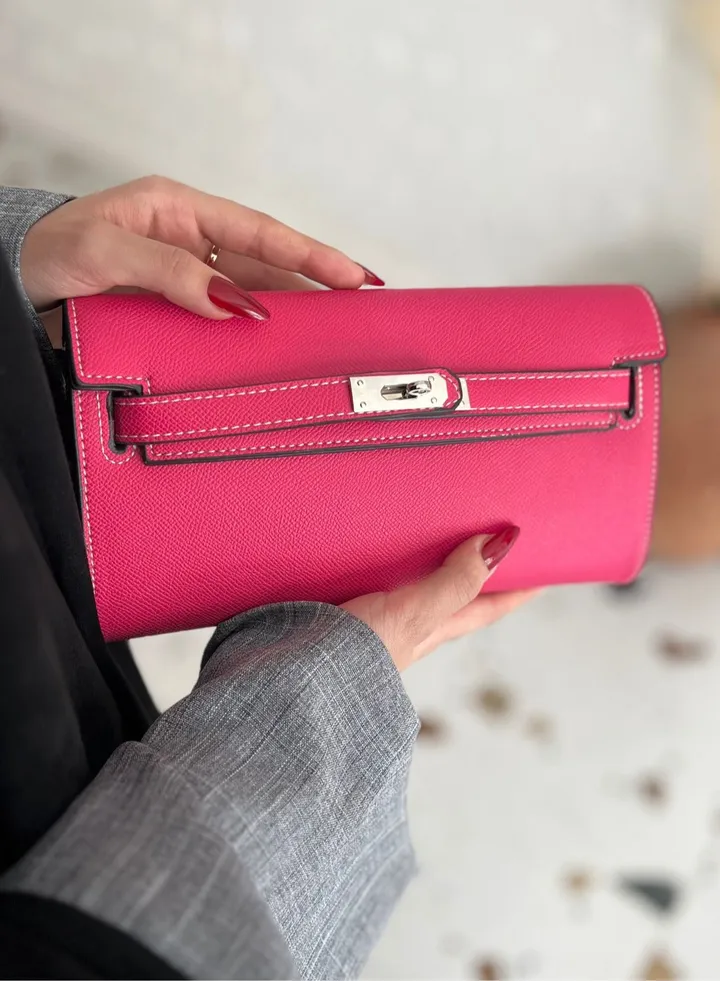 Handbag and shoulder