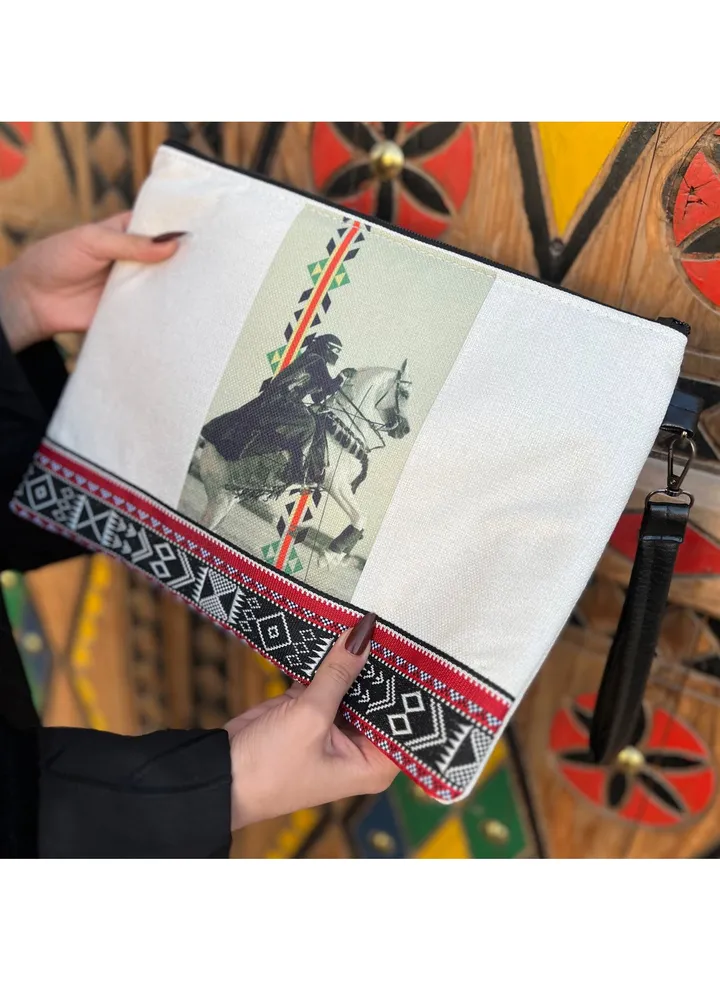pouch Sadu with picture of horse