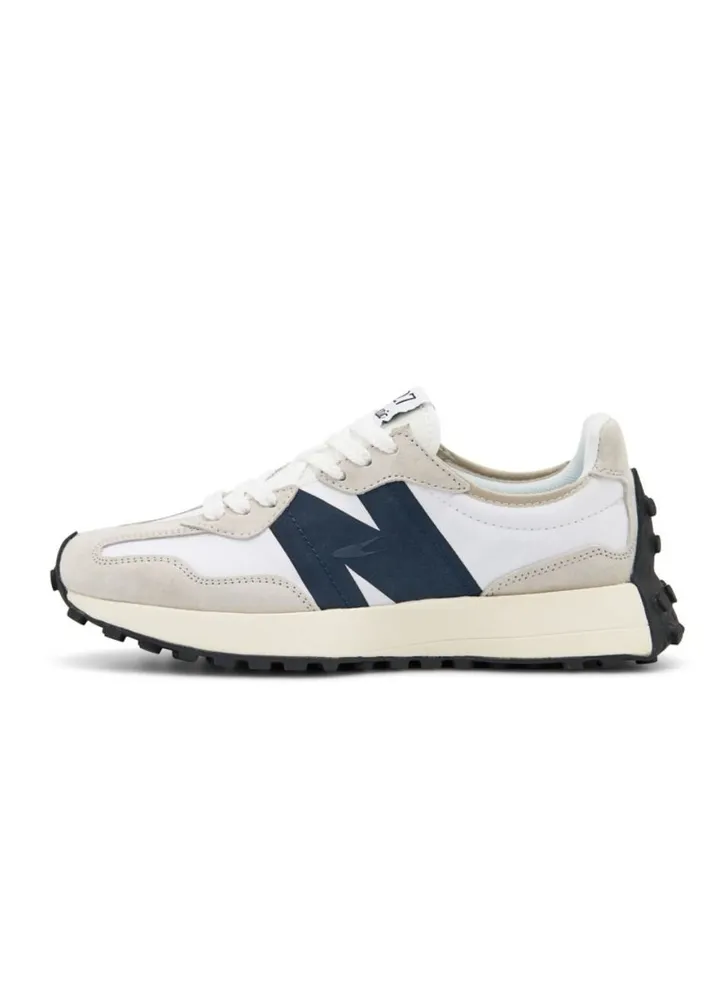 New Balance casual sneakers