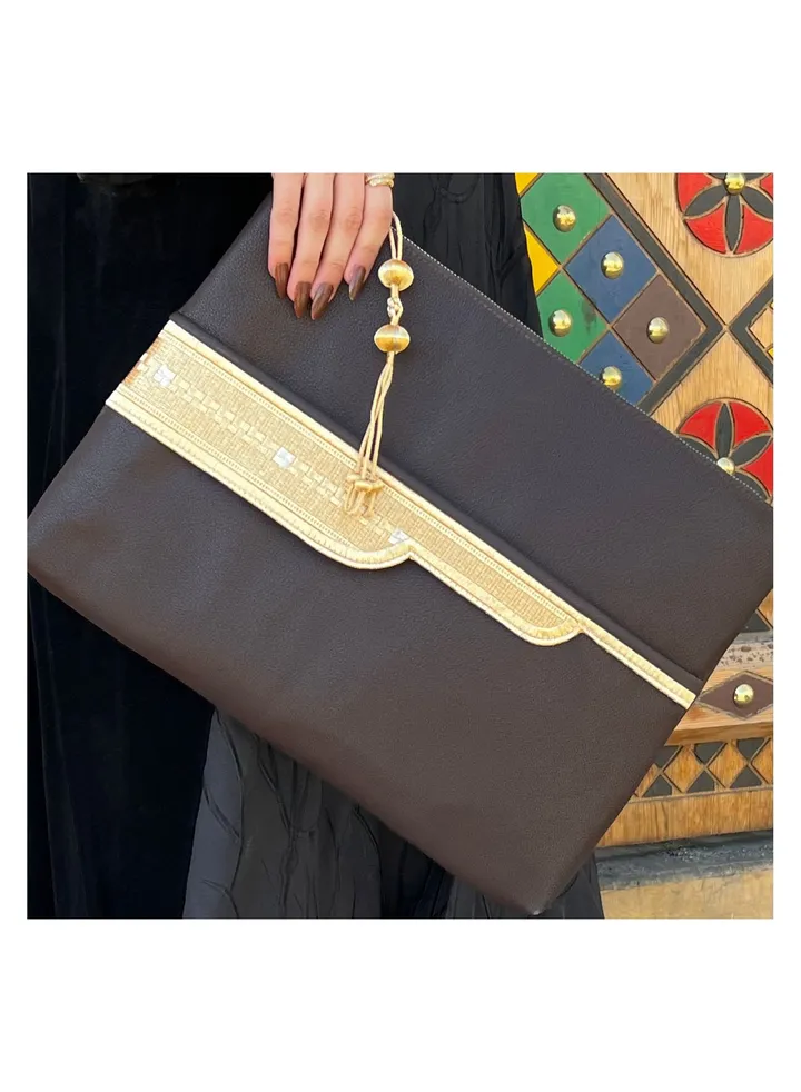 Pouch of the Bisht