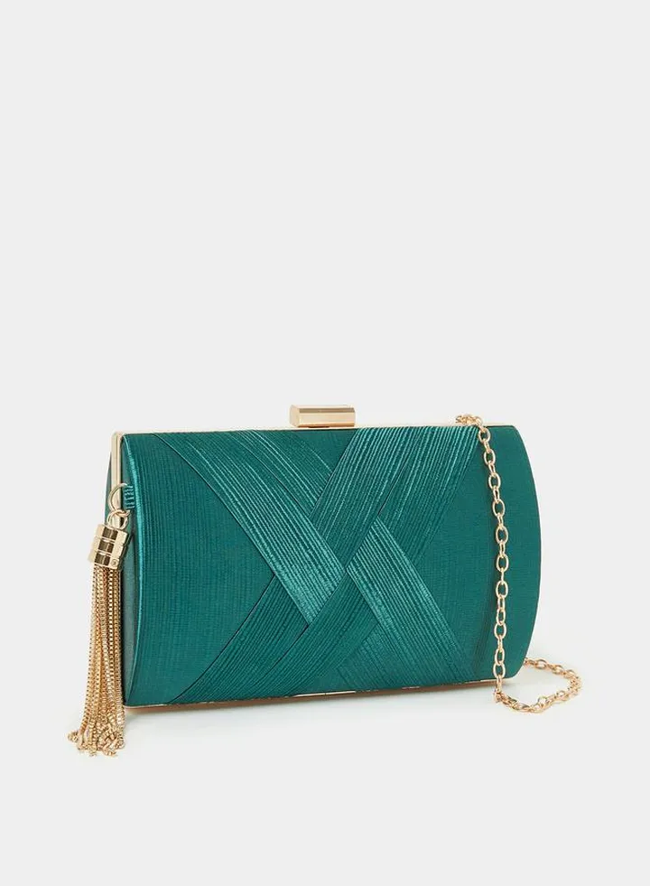 Criss Cross Chain Tassel Clutch Bag