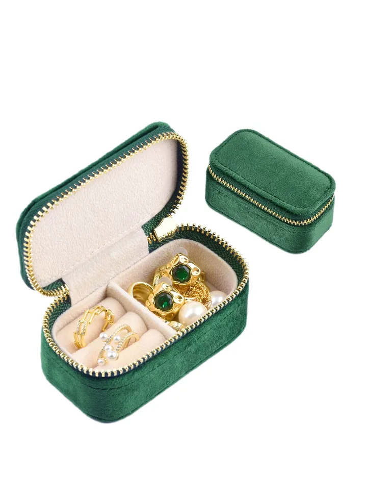 Mini Jewelry Travel Case, Velvet Small Travel Jewelry Box, Portable Jewelry Travel Organizer Box for Rings Earrings Necklaces, Gifts for Women Girls(Dark Emerald)