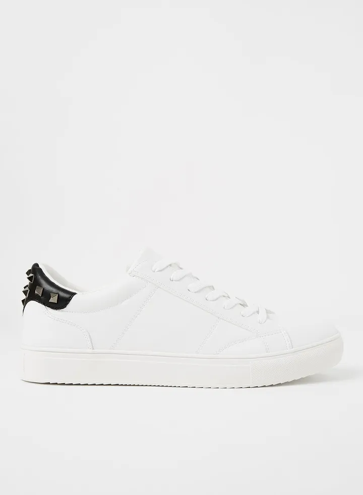 Etrium Stud Detail Sneakers White