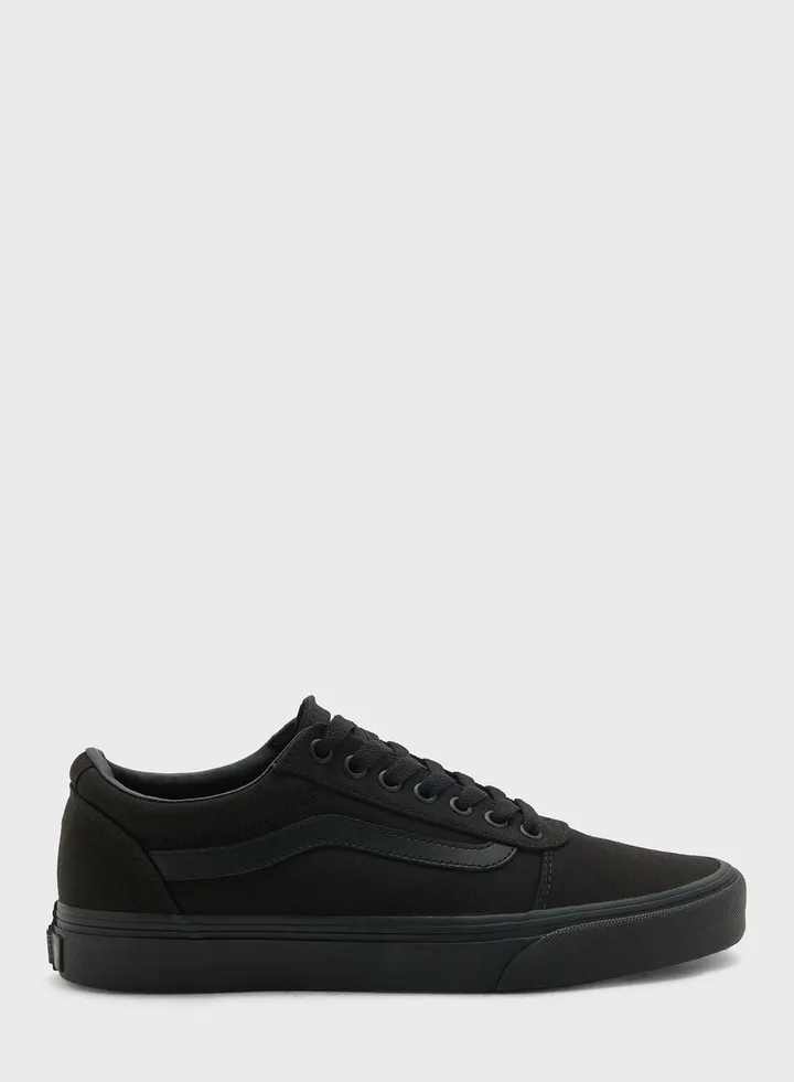 Classic Ward Sneakers