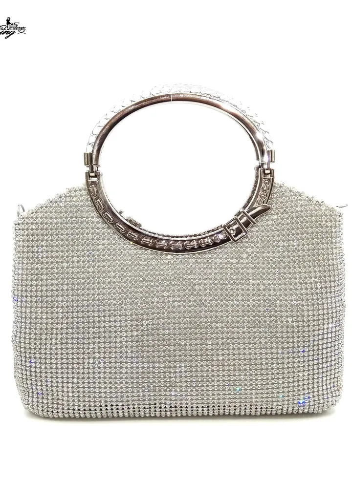Minimalist And Fashionable Dinner Bag