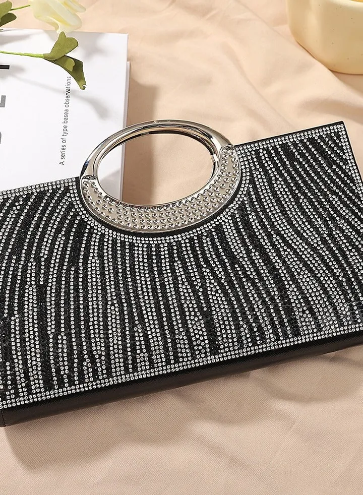 Minimalist And Fashionable Dinner Bag
