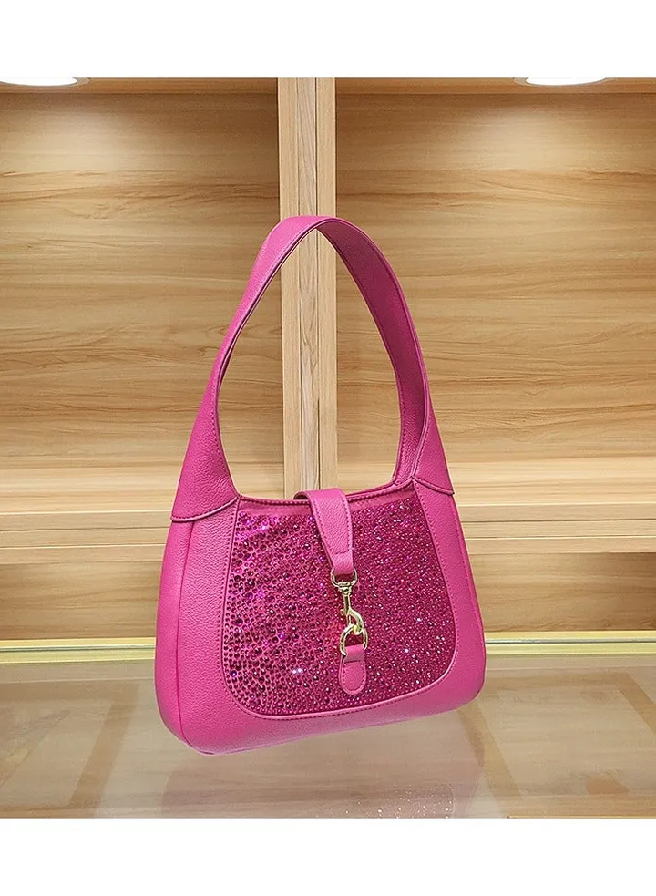Minimalist And Fashionable Dinner Bag