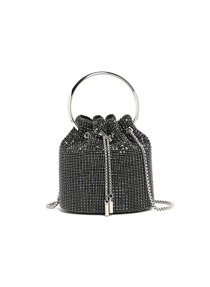 Minimalist And Fashionable Dinner Bag