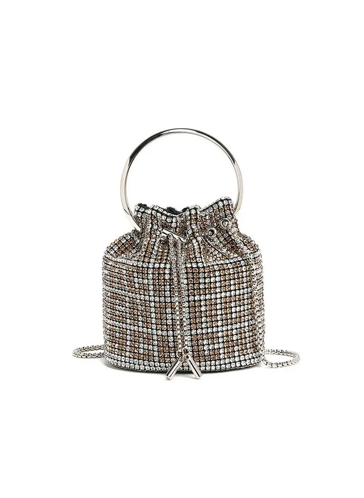 Minimalist And Fashionable Dinner Bag