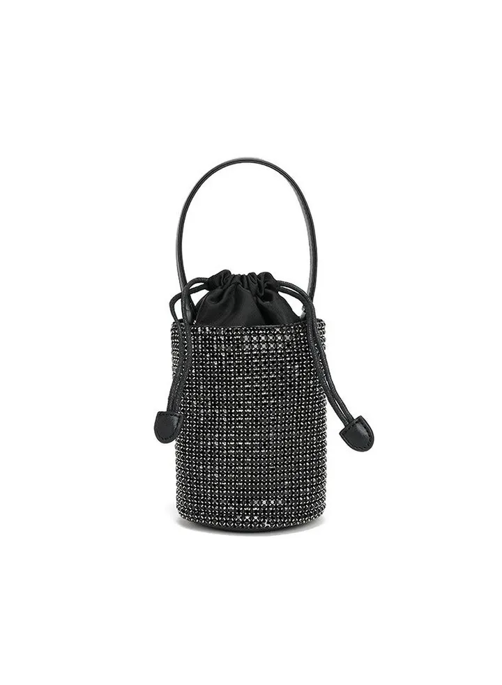 Minimalist And Fashionable Dinner Bag