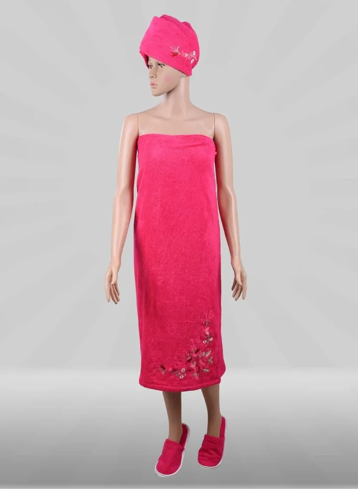 Cash mayo is made of the finest high-quality fast-absorbing cotton with a fuchsia hair sleep-roll