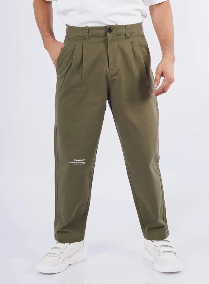 Men’s Pleated Leg Printed Casual Pants in Military Green