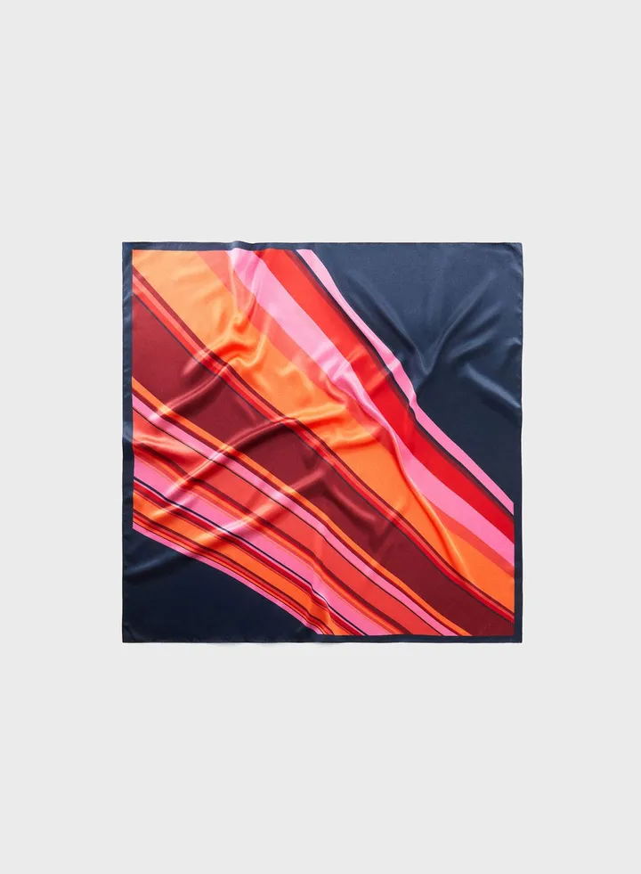 Estela Lightweight Scarves