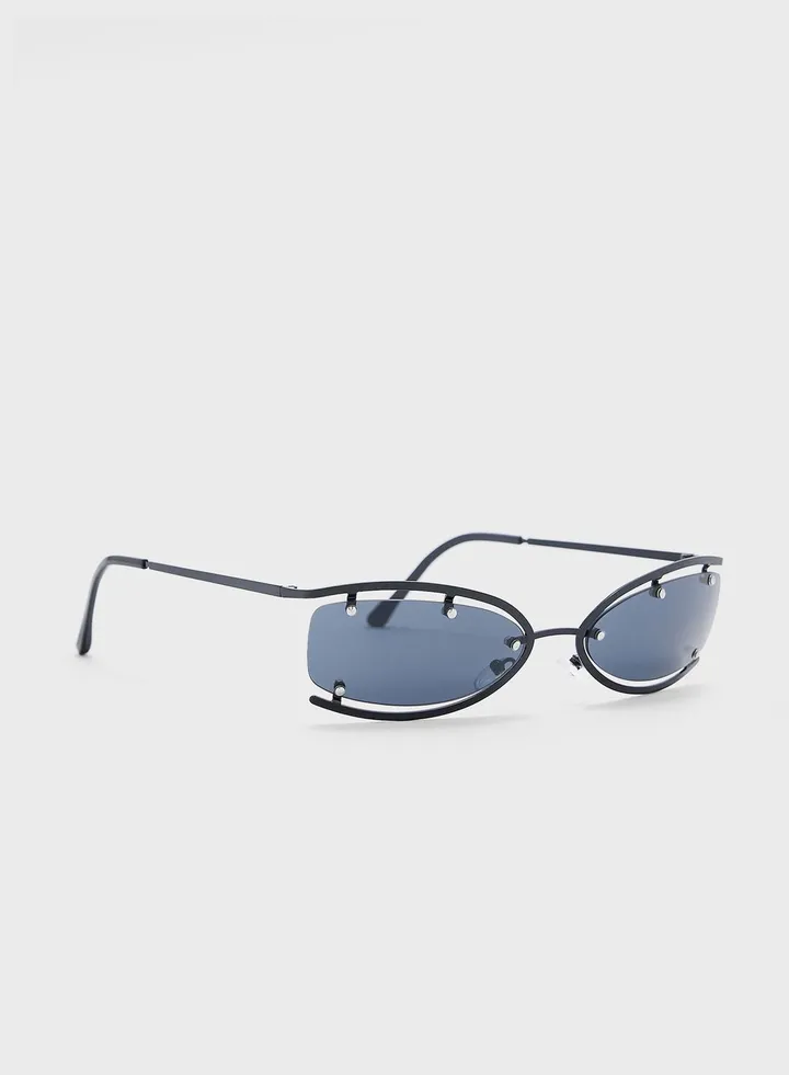 Casual Semi-Oval Sunglasses