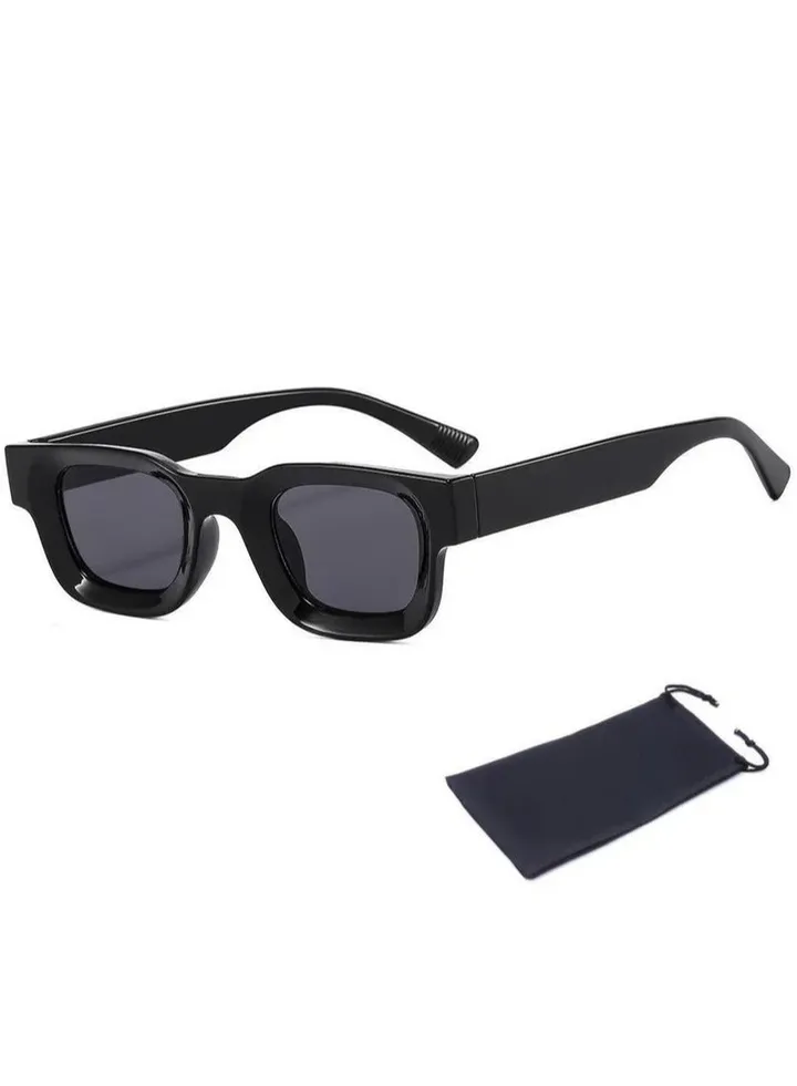 Small Frame Vintage Sunglasses - Black