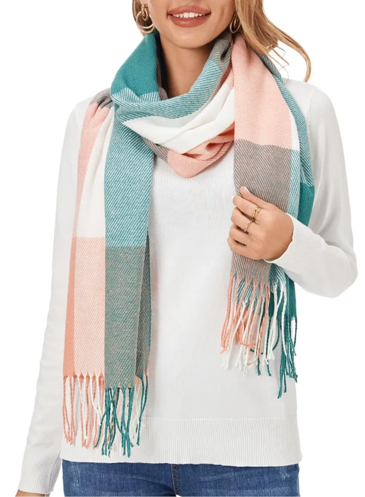 Women's Large Plaid Scarf, Fashionable Long Shawl Wrap, Winter Warm and Lightweight, Classic Soft Cashmere Feel, Big Grid Pattern, Ideal for Cold Weather, Gift